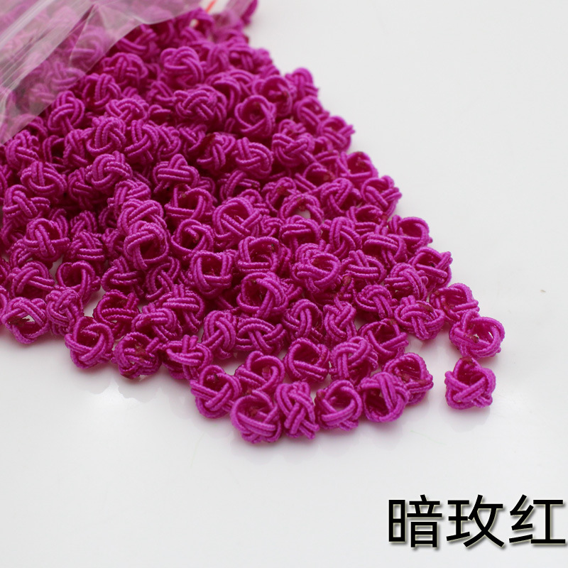 Venta al por mayor piña hebilla DIY material hecho a mano piña nudo chino nudo accesorios 6mm nylon piña nudo bolsa hebilla