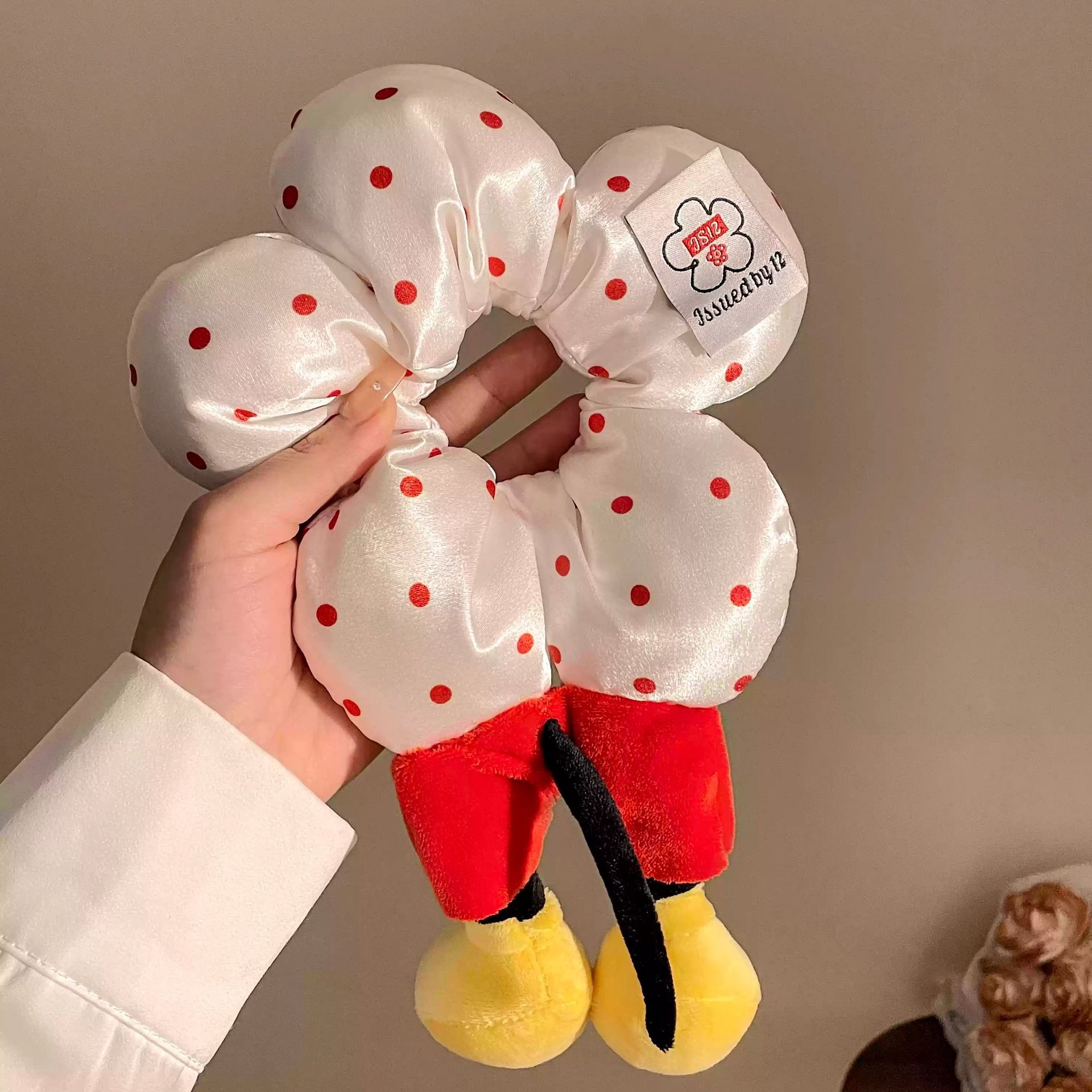 Mickey culo anillo de cabello pequeño libro rojo explosión punto de onda rojo adorable peluche adornamiento de cabello intestino grueso anillo de cabello cuerda de cabeza