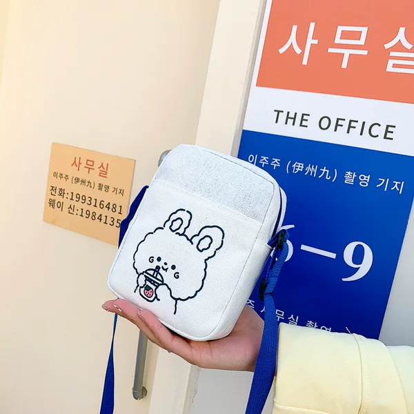 Wholesale cute crossbody small bag for women 2023 new trendy fresh girl student girl all-match mobile phone canvas bag