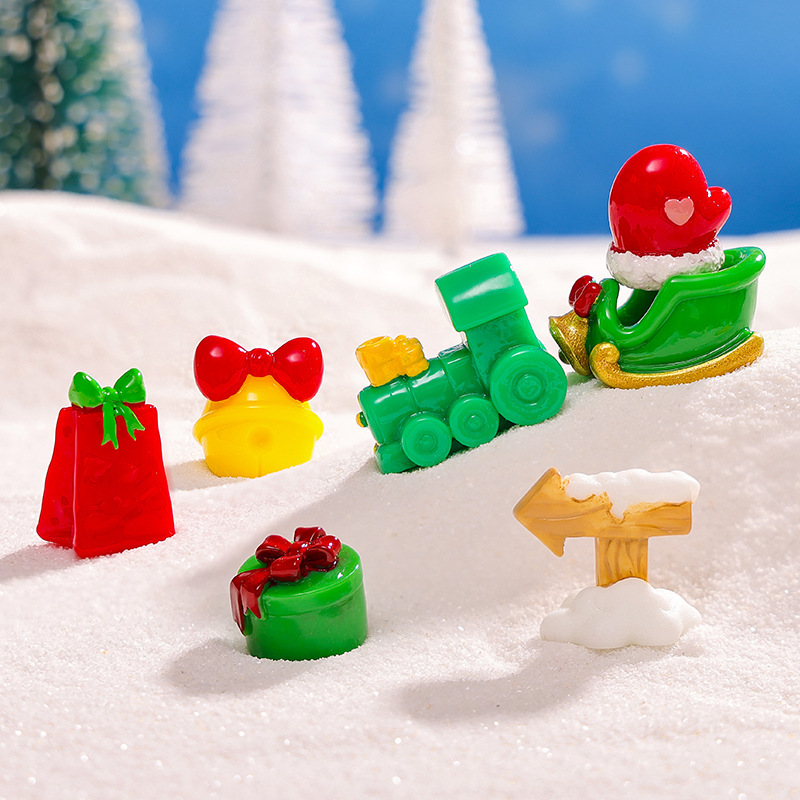 Cross-Border Christmas Micro-Landscape Decorations, Christmas Hats, Gift Boxes, Resin DIY Craft Decorations, Small Ornaments