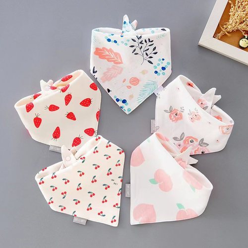 Baby triangle towel, cotton double layer saliva towel, baby cartoon triangle towel, multi-colored bibs and bibs