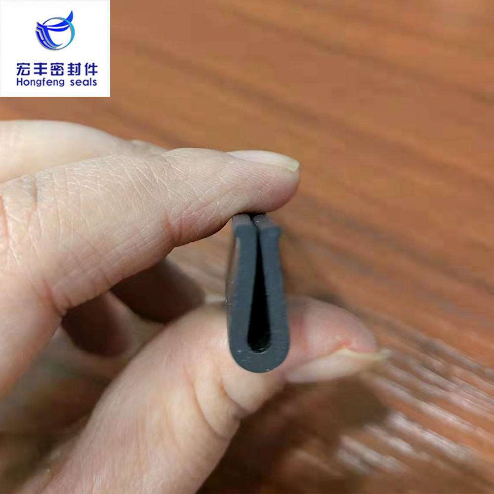 U型包边防撞橡胶条U形橡胶密封条玻璃机械设备半圆封边防护卡槽条