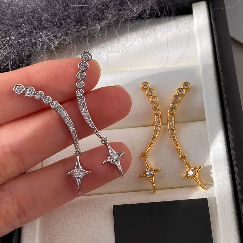 新款爆闪满钻四芒星锆石耳钉女小众设计高级感百搭精致月牙耳饰女