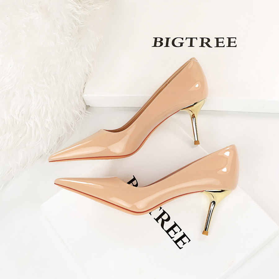 7122-A1 European And American Sexy Slim-fit Metal Heel Stiletto High-heeled Shallow Pointed Shiny Patent Leather Women's_vogvips.com