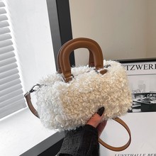 跨境新款秋冬毛毛包手拎包复古小众设计单肩斜挎包仿羊毛绒包bags