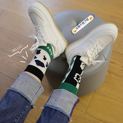 Design socks for women, cow ins trend mid-calf socks, green houndstooth checkerboard sports men's cotton socks