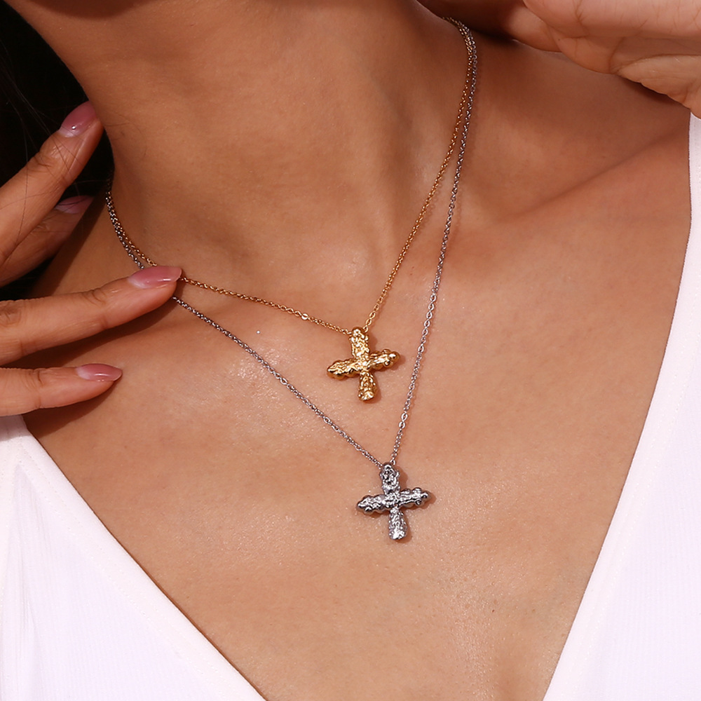Stainless Steel Titanium Steel Simple Style Cross Plating Pendant Necklace display picture 9