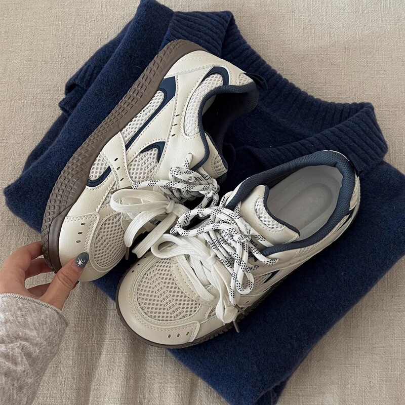 Designed Breathable Casual Women's Shoes 2026 New Summer Versatile Niche Sports Shoes Thick-Soled White Shoes for Women with Soft Soles Designed Breathable Casual Women's Shoes 2026 New Summer Versatile Niche Sports Shoes Thick-Soled White Shoes for Women with Soft Soles