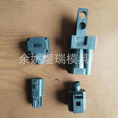 Automotive Plastic Accessories Plastic Avtomobil hissələri qəlibləri