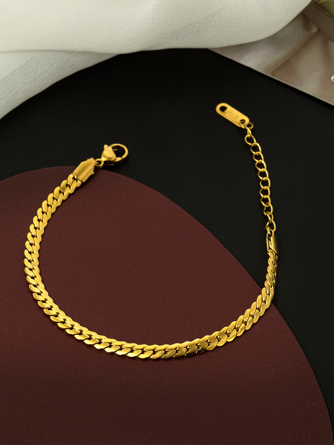 1 Piece, 1 Set Quantity Titanium Steel Lady Modern Style Classic Style Plating Solid Color Grain Bracelets