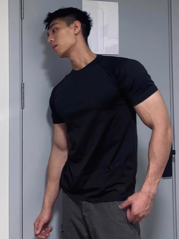 美式复古黑色收袖口t恤男款重磅小领口修身显肌肉短袖正肩三分袖|undefined