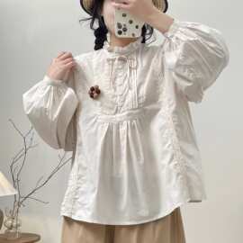 韩版木耳系带立领棉上衣女春季新款拼蕾丝贴布半开扣娃娃衫女