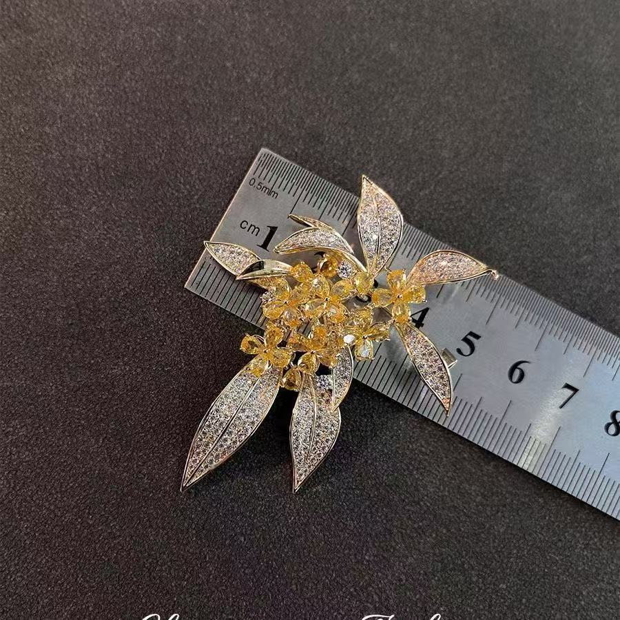 Elegante Osmanthus Brosche Für Damen - Luxuriöses Strass Accessoire_voghion.com