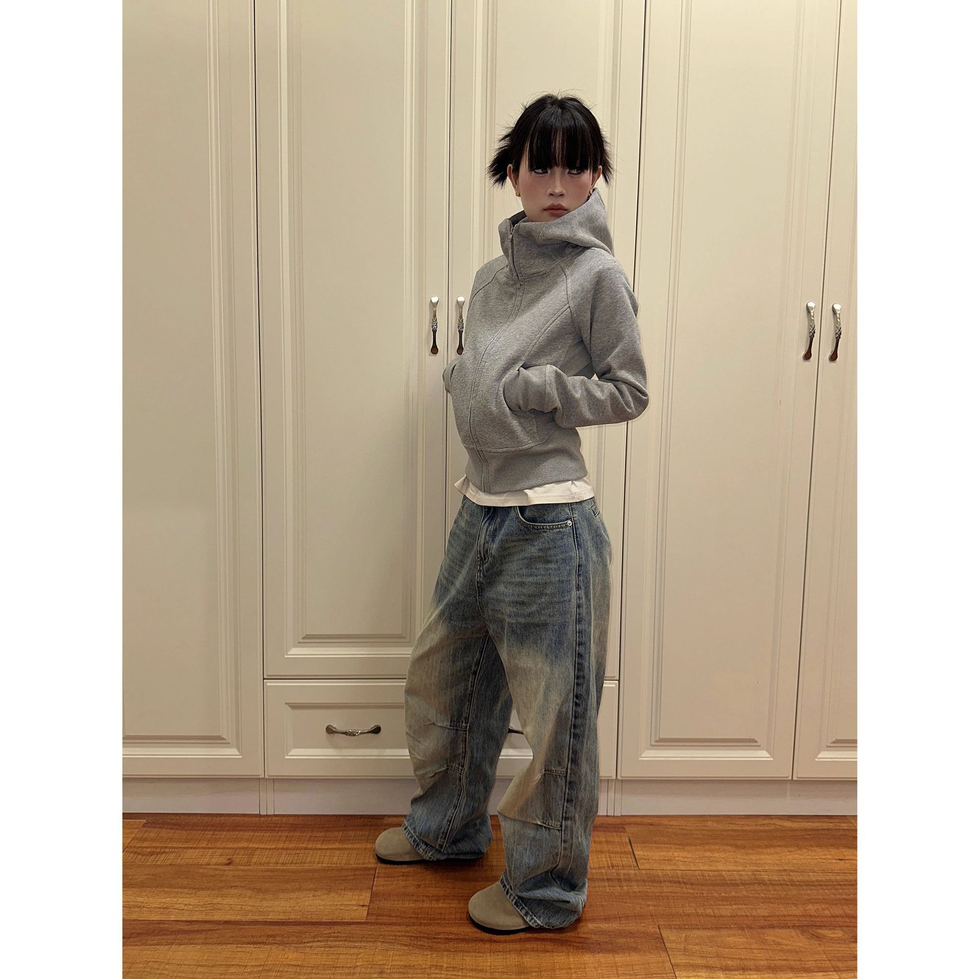 2024 Spring and Autumn New American Style Retro cleanfit Pleated Old Jeans Women's Wide Leg Straight All-match Pants