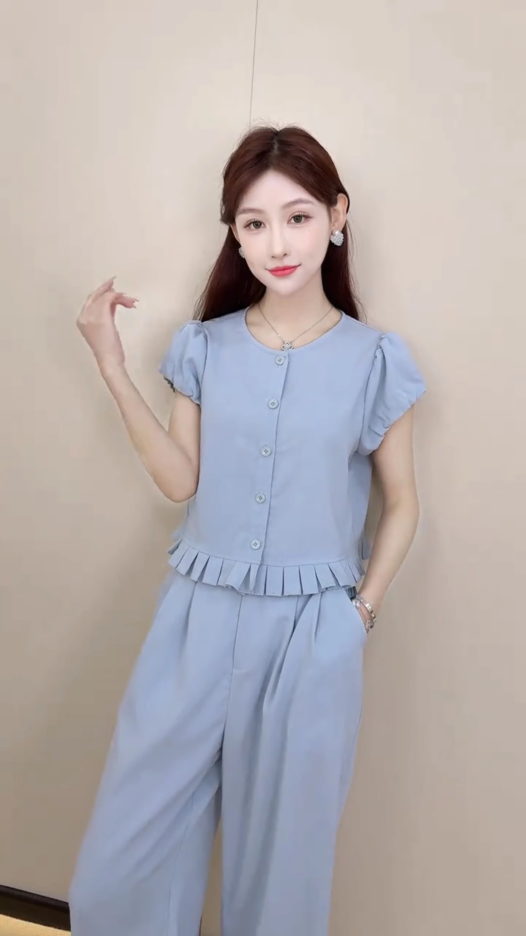 Bộ quần áo nữ mùa hè gồm áo ngắn thiết kế kiểu tây và quần ống rộng hai mảnh A5216 — Màu xanh lam đậm chi tiết 12