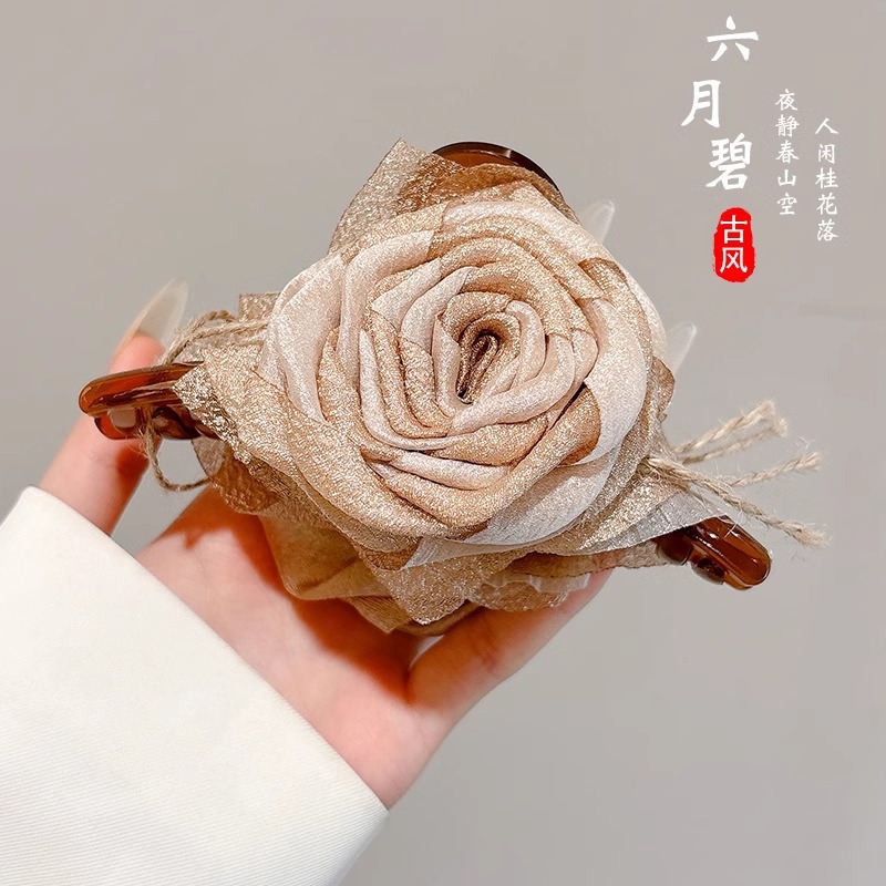 Clips de cabello de alta calidad para mujeres 2025, nuevo cabello de gama alta pequeño tamaño medio clip de agarre medio clip de cabello clip de tiburón tocado