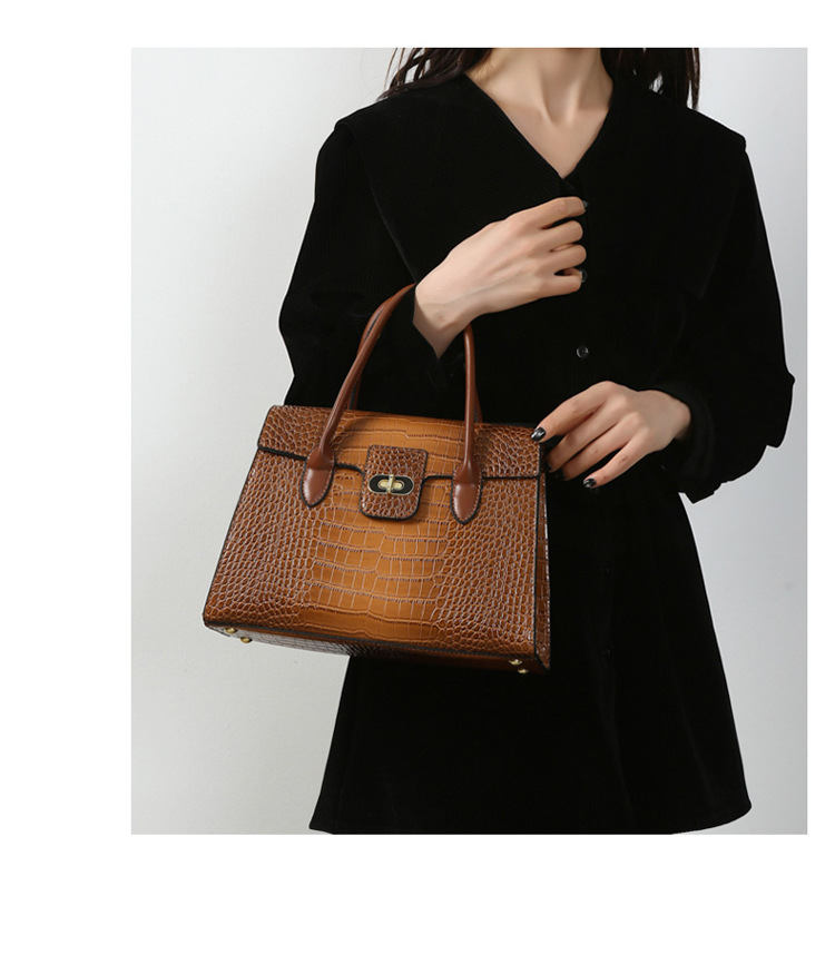 1325g Weight Polyester Lining Material Sewing Thread Fashion Element Zipper Closure Type Double Handle , Sling Strap Strap Type Crossbody Bag Bags Type Casual, Business, Daily Occasion Pu Leather Material Crocodile Pattern All Seasons Season Women's Gender Elegant Style Square Shape Women's Pu Leather Crocodile Elegant Sewing Thread Square Zipper Crossbody Bag 16