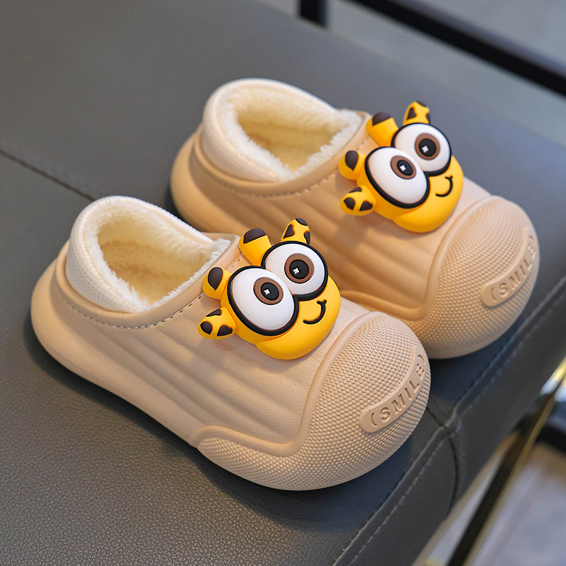 Bolsas de invierno para niños, zapatos de algodón para niños y niñas, zapatillas de algodón cálidas, impermeables y antideslizantes para niños pequeños, lindas zapatillas de algodón caseras para niños pequeños