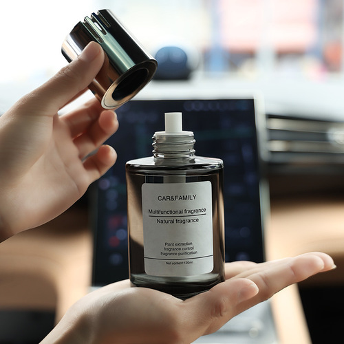 Car Aromatherapy Car Perfume Men's Car Home Interior Decoration Air Fresh Long-lasting Light Fragrance Wholesale Delivery