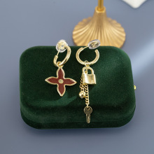 ����耳��i���K���h�����Qʮ�ֻ��͹��OӋ�ж������P���A�o����