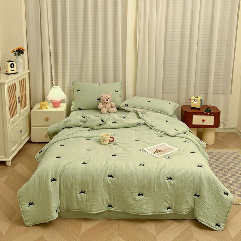 행운의 토끼 잔디 녹색