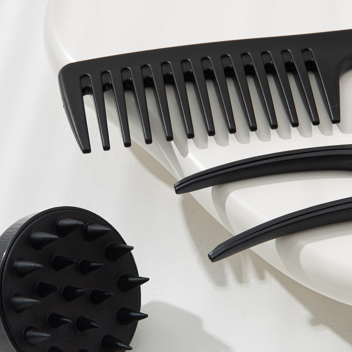 Dolia smooth hair wide-tooth comb brush styling makeup duck clip plus silicone massage shampoo brush three-piece set
