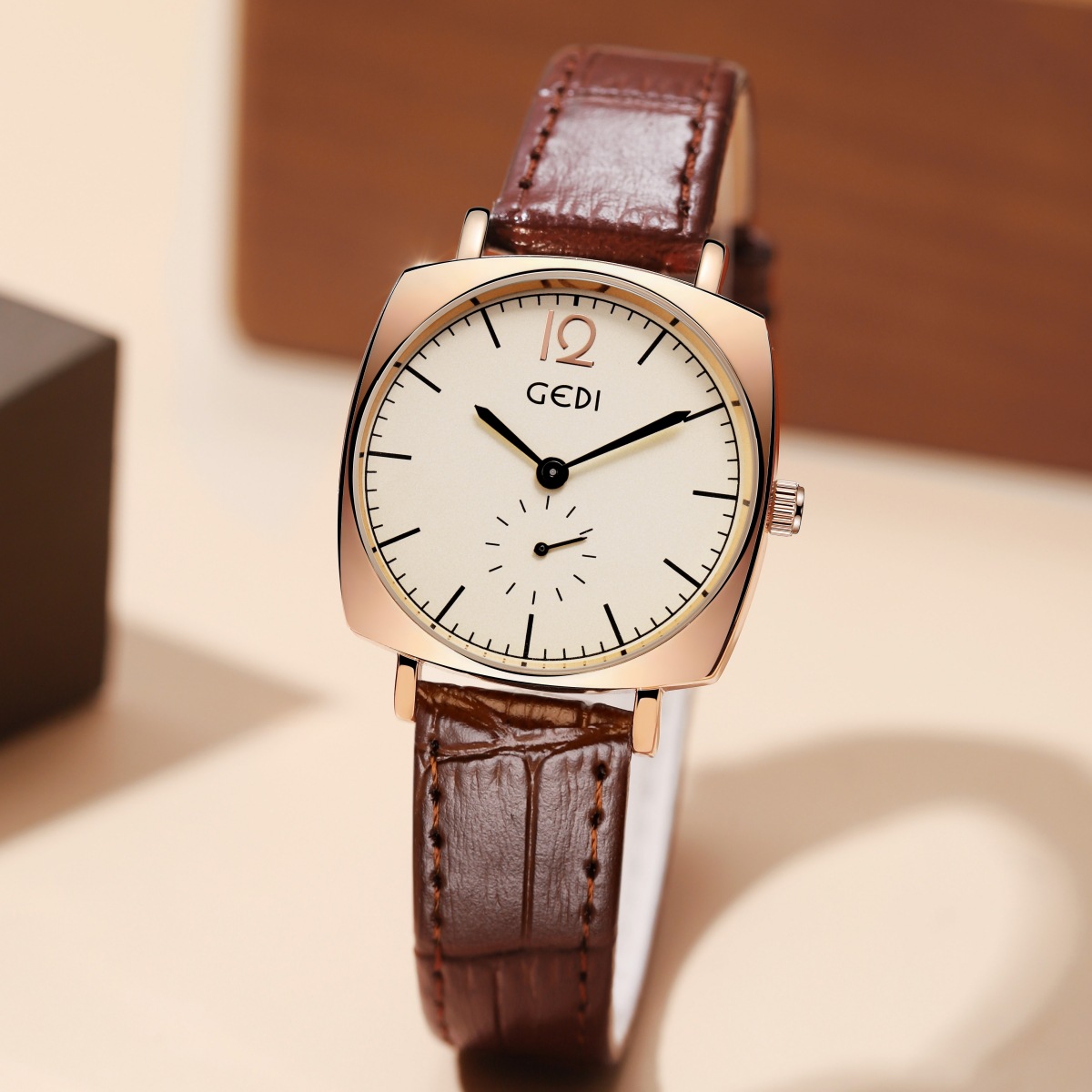 Goldie Simple Two-and-a-Half Couple's Watch Retro Niche High-Level Quartz Watch Ladies Bamboo Pattern Watch Wholesale