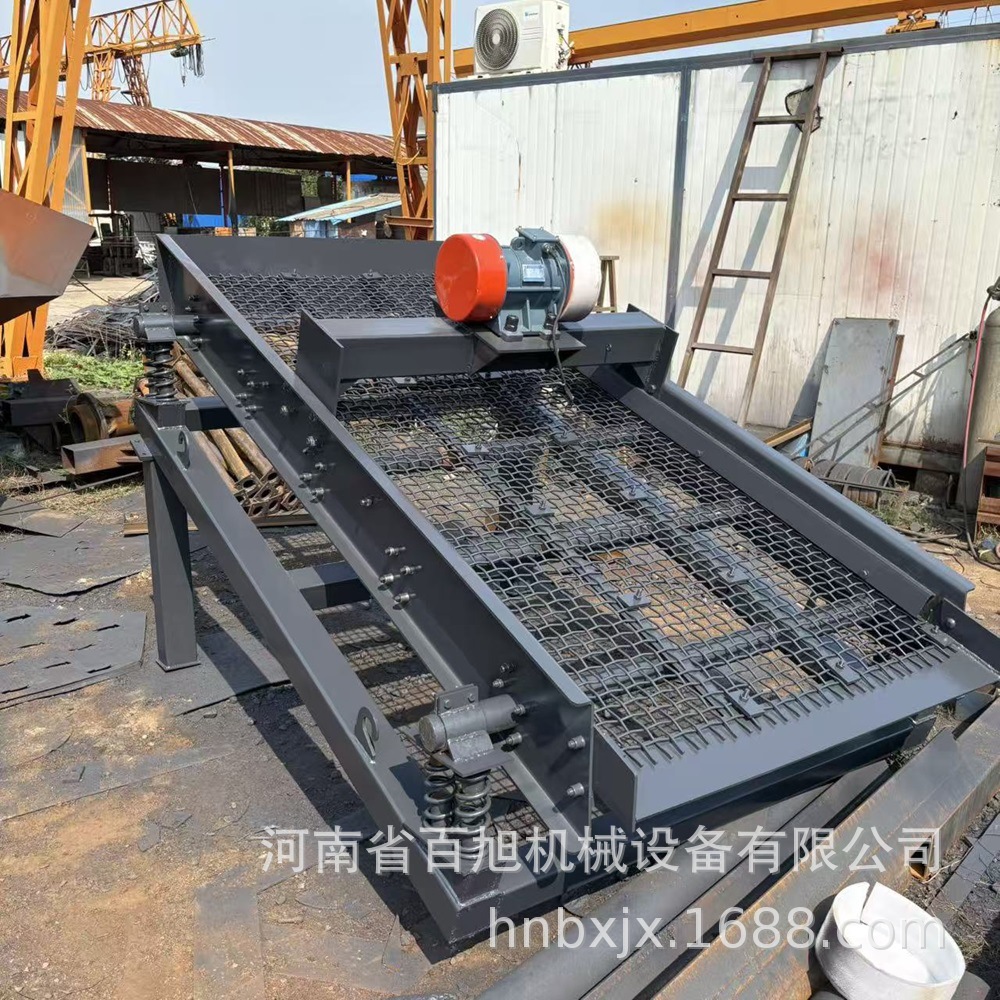 矿山单层多层振动沙机矿石沙石骨料分离沙石生产线振动电机振动筛