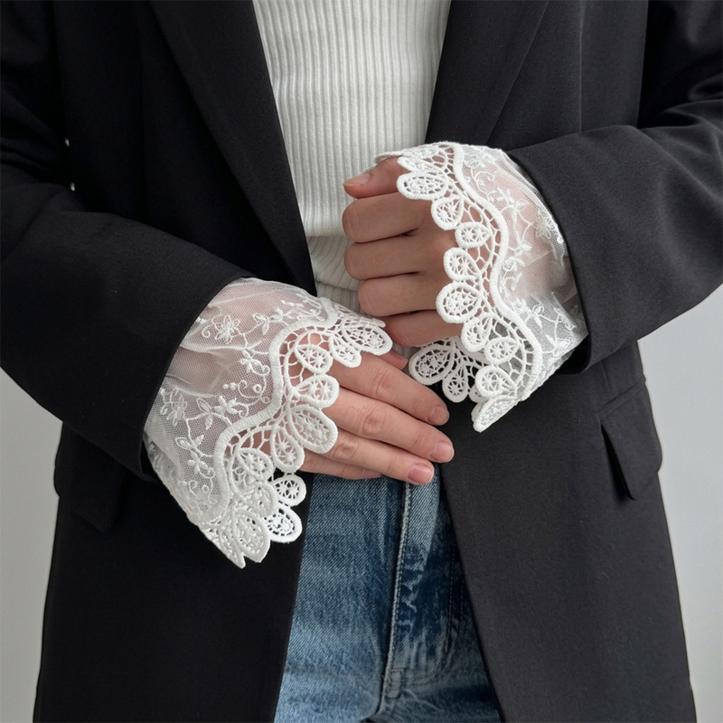 Decorative Fake Sleeves with 3D Lace Trim for a Stylish Look