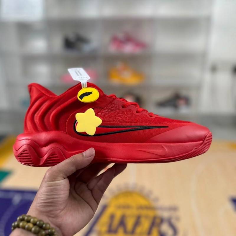 Giannis Immortality 4 company-grade basketball shoes with superior grip, anti-torsion, and anti-slip features for practical use Giannis Immortality 4 company-grade basketball shoes with superior grip, anti-torsion, and anti-slip features for practical use