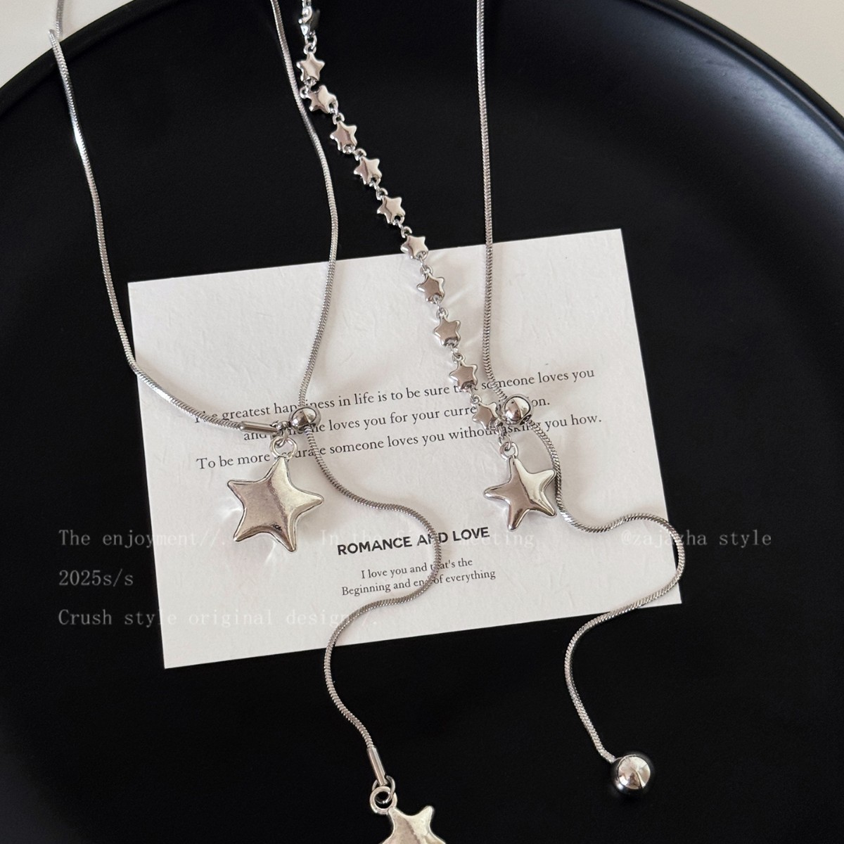 Collier long ajustable en forme d'étoile « Promenade dans la galaxie » pour femme, collection automne-hiver 2026. Pull polyvalent tendance._voghion.com