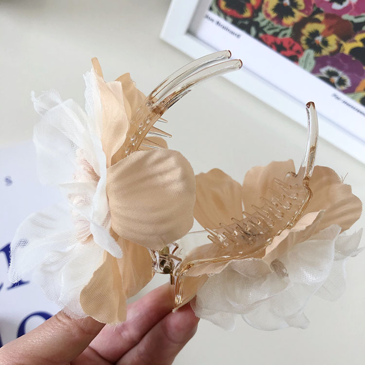 Korean Large Lace Flower Hair Clip display picture 9