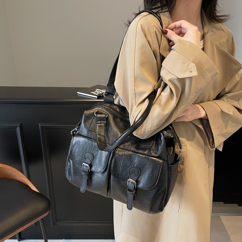 Bolso de axila de gran capacidad para mujer 2024 otoño e invierno nuevo bolso de hombro de moda retro bolso de mujer de ocio de viaje de trabajo