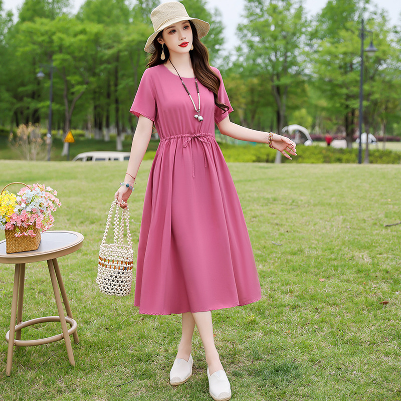 お母さんの端正な大気の夏服の新型の純色の綿のワンピースの中の長い高級な気質は腰を収めてやせているスカートを現します。|undefined
