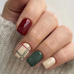 Short wine red dark green retro checkered elegant fashionable white showing wear nail art light luxury style manicure nail plate wholesale