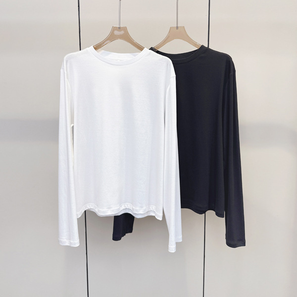 2026 Spring New Women's Clothing Plain Round Neck Back Seam Versatile Slimming Long Sleeve T-Shirt Two Colors 2026 Spring New Women's Clothing Plain Round Neck Back Seam Versatile Slimming Long Sleeve T-Shirt Two Colors