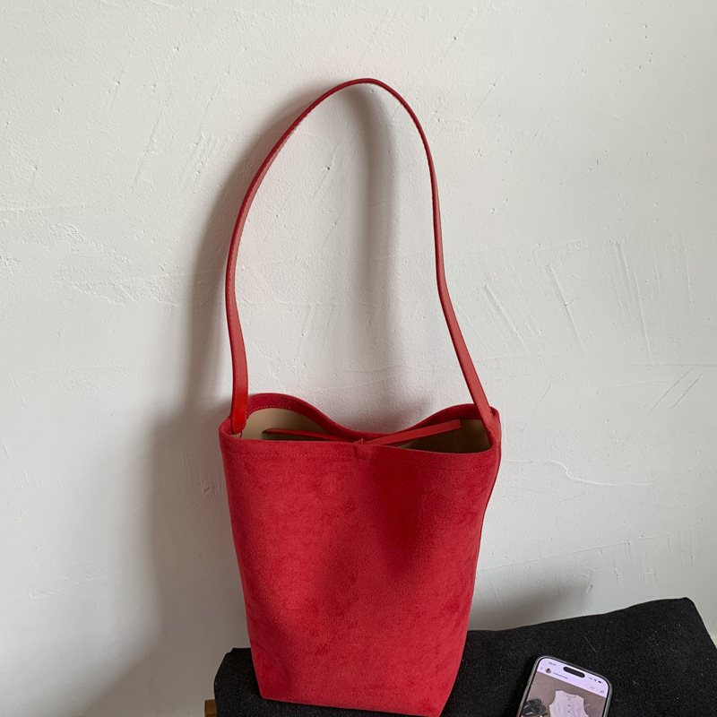 Retro Suede ROW Large Capacity Bucket Bag for Women Casual Commuter Cross-border Shoulder Bag Fashion Underarm Bag - Thumbnail 7
