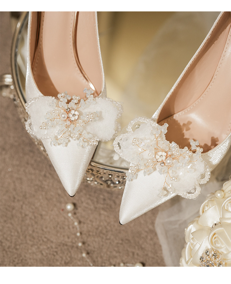 2024 Novi svileni čevlji z pentljo Water Diamond Beli čevlji z visoko peto za ženske poročne bankete in čevlji za družice_voghion.com