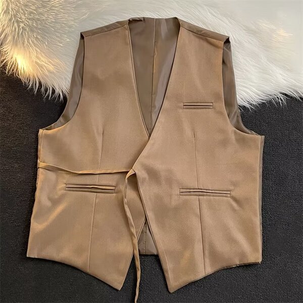 Trend vest