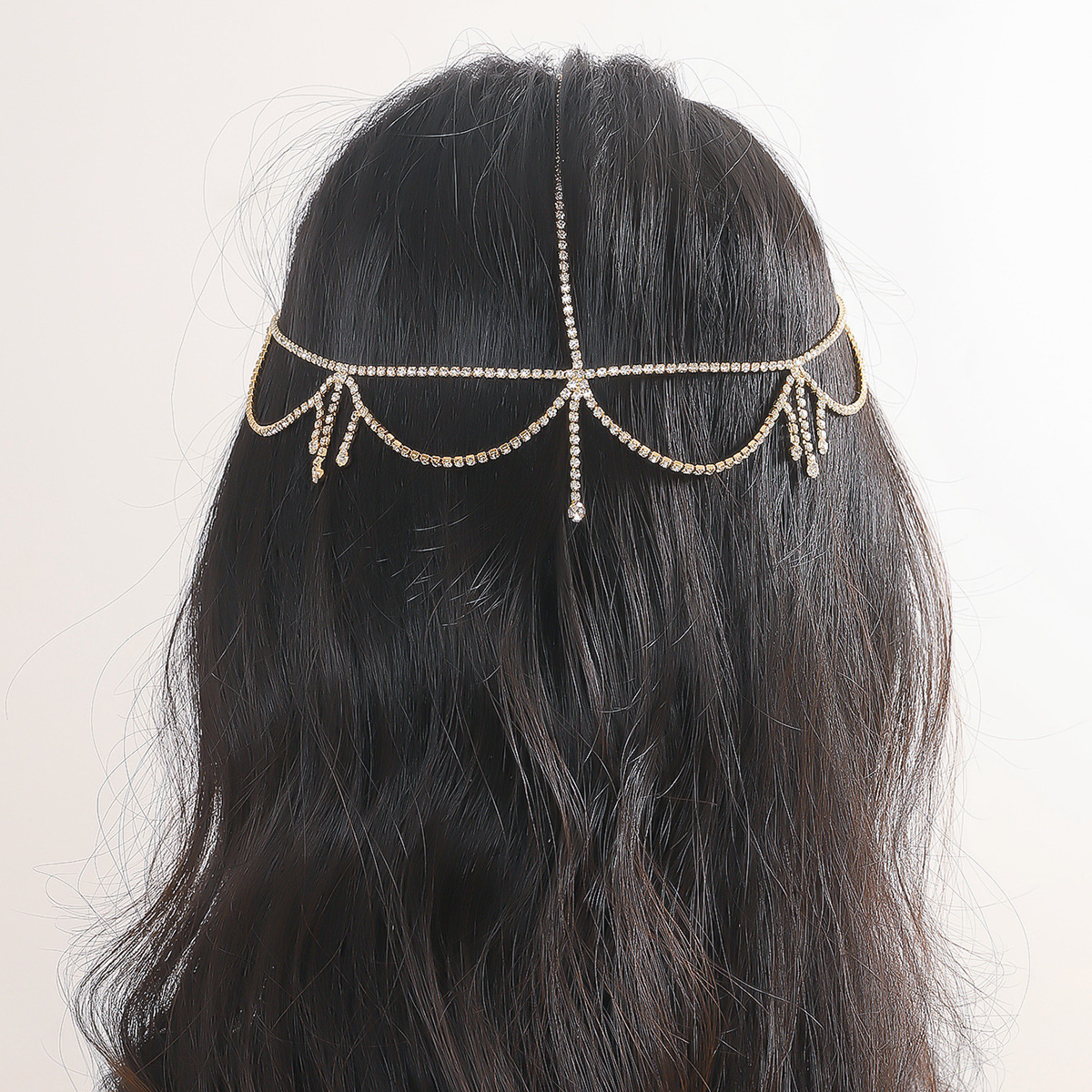 Europa y América nueva cadena del pelo de la borla del diamante exagerada elegante alto sentido frente cadena luz lujo elegante rhinestone accesorios para el cabello