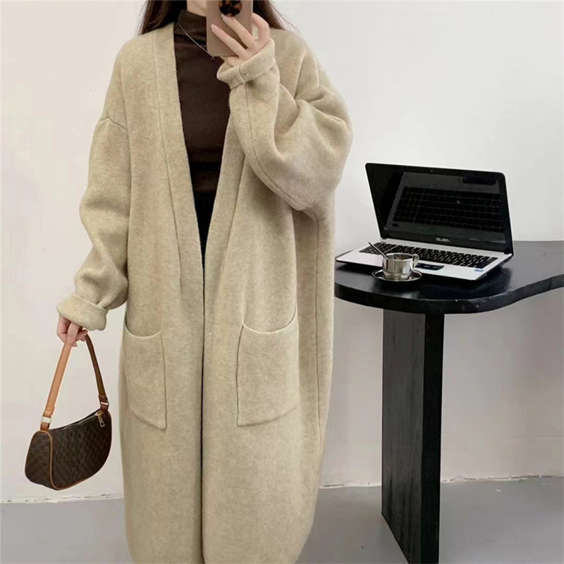 Long Top Length Wholesale Women's Casual Classic Style Solid Color Long Sleeve Sweaters & Cardigans