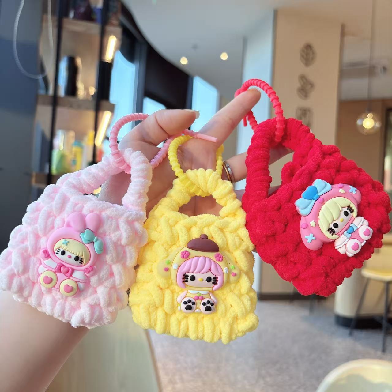 Creativo dibujos animados Kullomi lana trenzado bolsas de cambio llaveros auriculares portátiles lindos trenzados bolsa de almacenamiento regalo