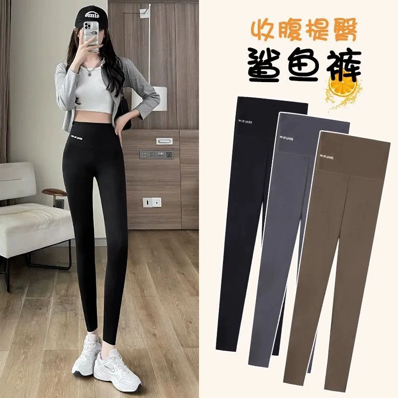 Брюки Yiwu Barbie с эффектом утяжки живота и подтяжки ягодиц, длиной до щиколотки, весна/лето, с принтом акулы на поясе, женские леггинсы для йоги, можно носить на выход.