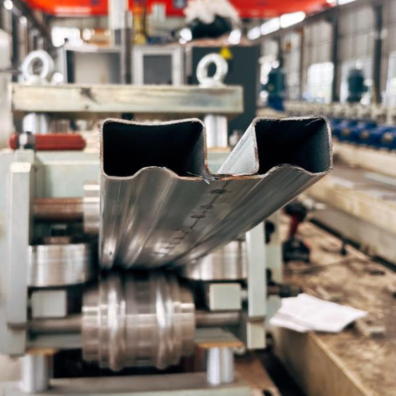 汽车防撞梁滚压冷弯成型设备生产线冷弯成型机厂家