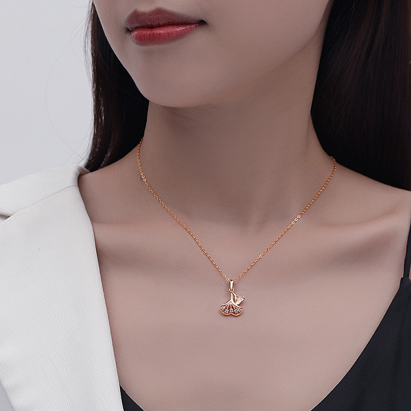 Sansheng suerte plata esterlina S925 collar ginkgo hoja diamante hoja planta clavícula cadena japonés y coreano dulce nicho collar