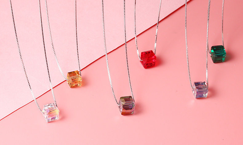 6g Weight Crystal Pendant Material Crystal Inlay Material Pendant Necklace Classification 925 Sterling Silver Crystal Inlay Geometric Pendant Necklace