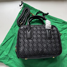 �M����Ƥ����С�����ֹ������μ�б��������ͨ�����^����ƤŮ��