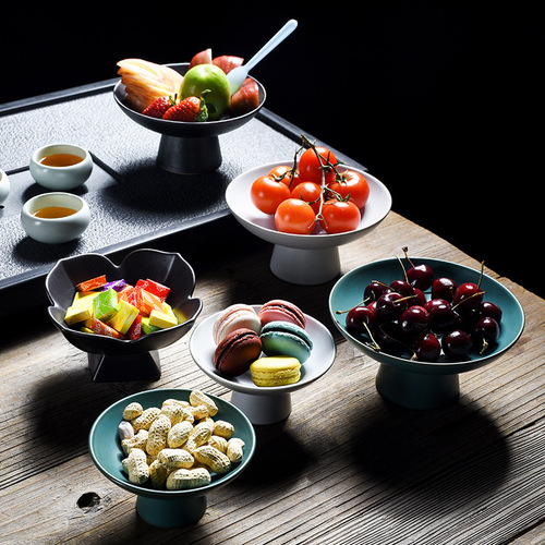 Light luxury tea table blue and white ceramic high-foot tea tray Internet celebrity fruit tray living room home snack snacks tribute plate