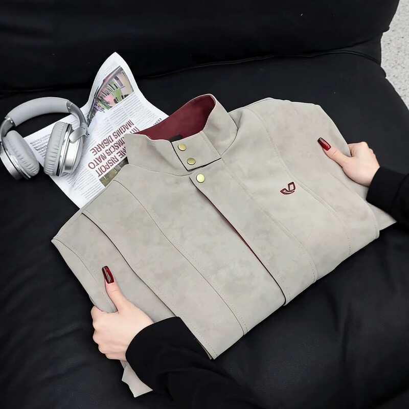 American retro color-blocked leather jacket for men, autumn windproof and waterproof stand-up collar jacket, couple's three-dimensional structure baseball jacket American retro color-blocked leather jacket for men, autumn windproof and waterproof stand-up collar jacket, couple's three-dimensional structure baseball jacket