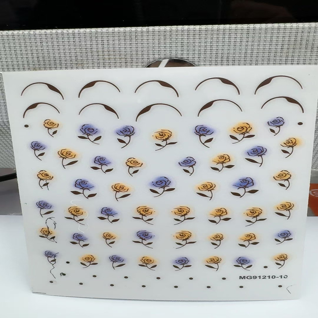 Nail stickers contains rose